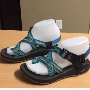 Chaco Double Strap Women’s Size 6 Blue & Green